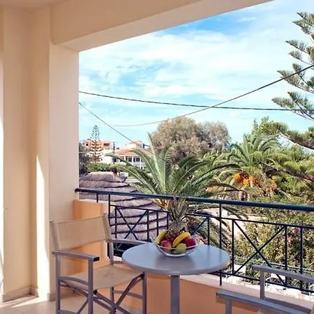 Aparthotel Semiramis 2*