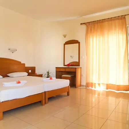 Semiramis Aparthotel