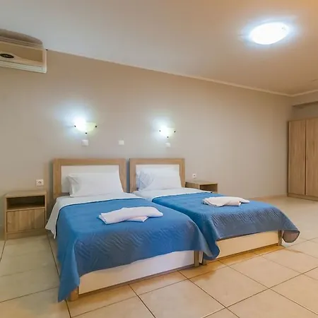 Semiramis Aparthotel