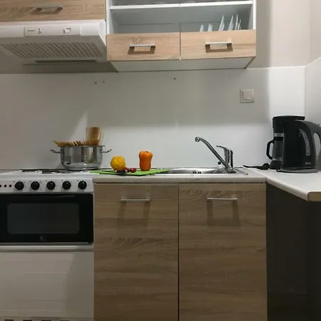 Aparthotel Semiramis 2*